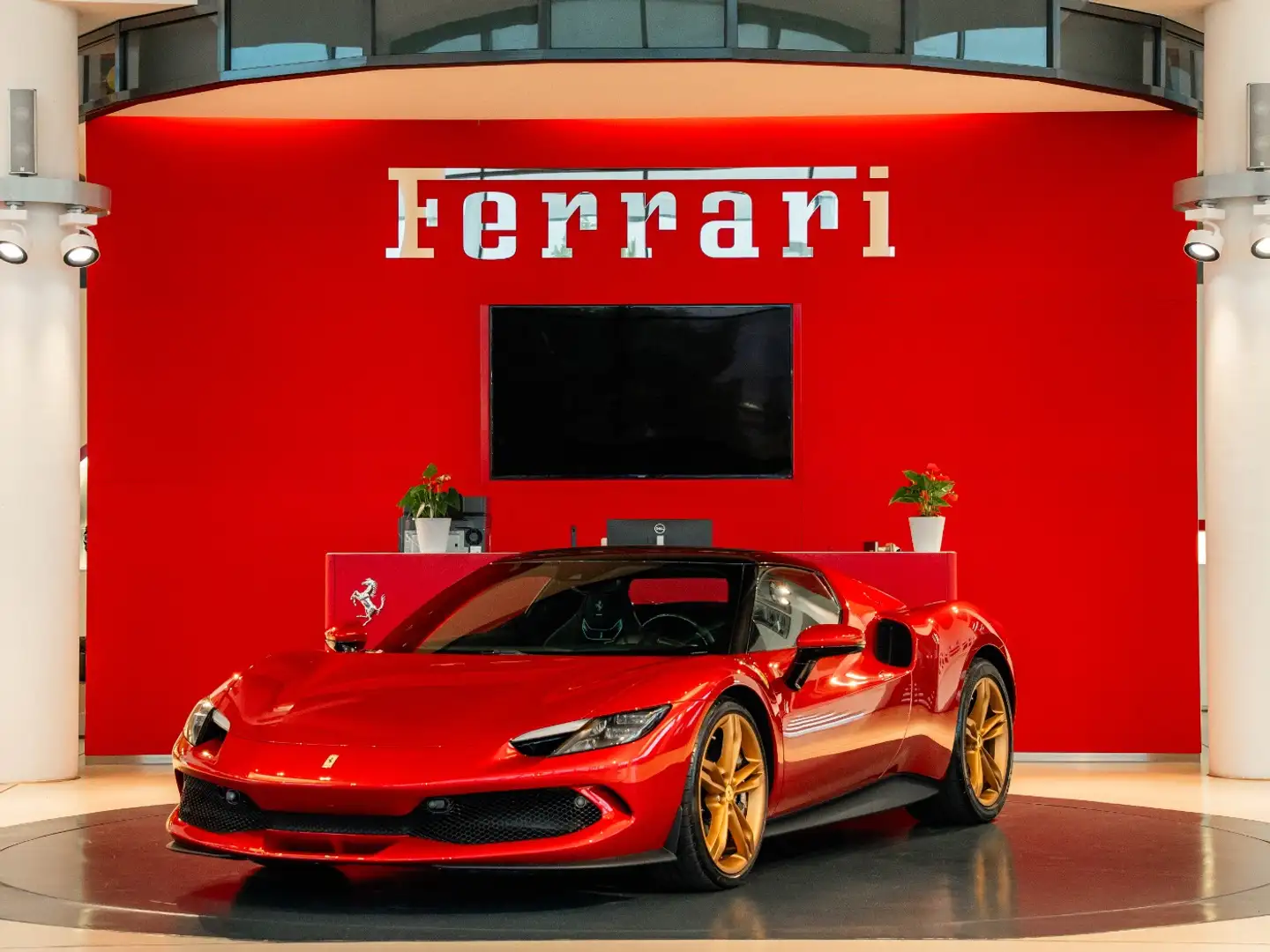 Ferrari 296 GTB Tricolore*Belüftete Sitze*Alcantara Rot - 2