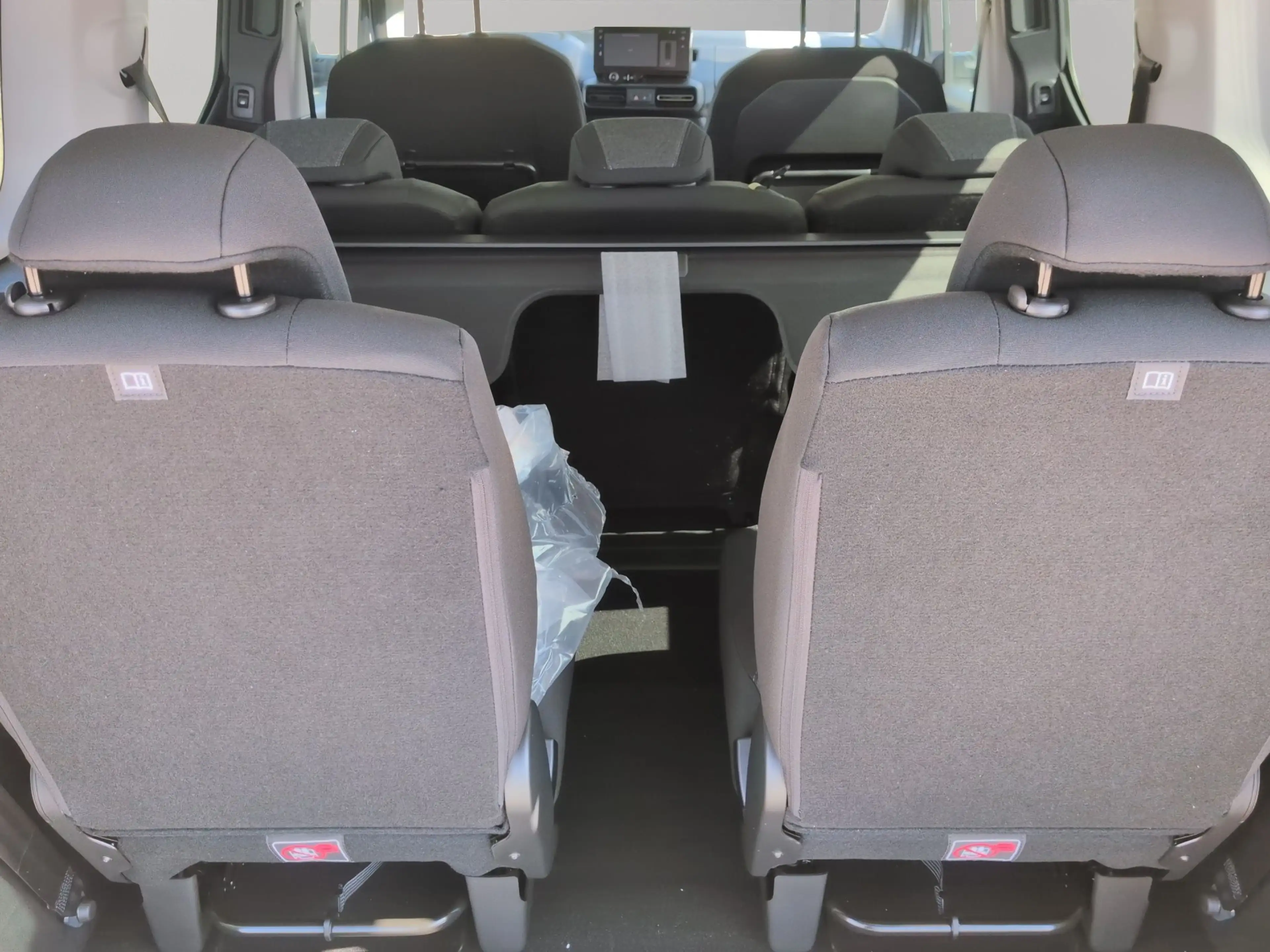 Opel Combo Life Combo 1.5 D Edition XL+Navi+Rückfahrkamera — photo 15