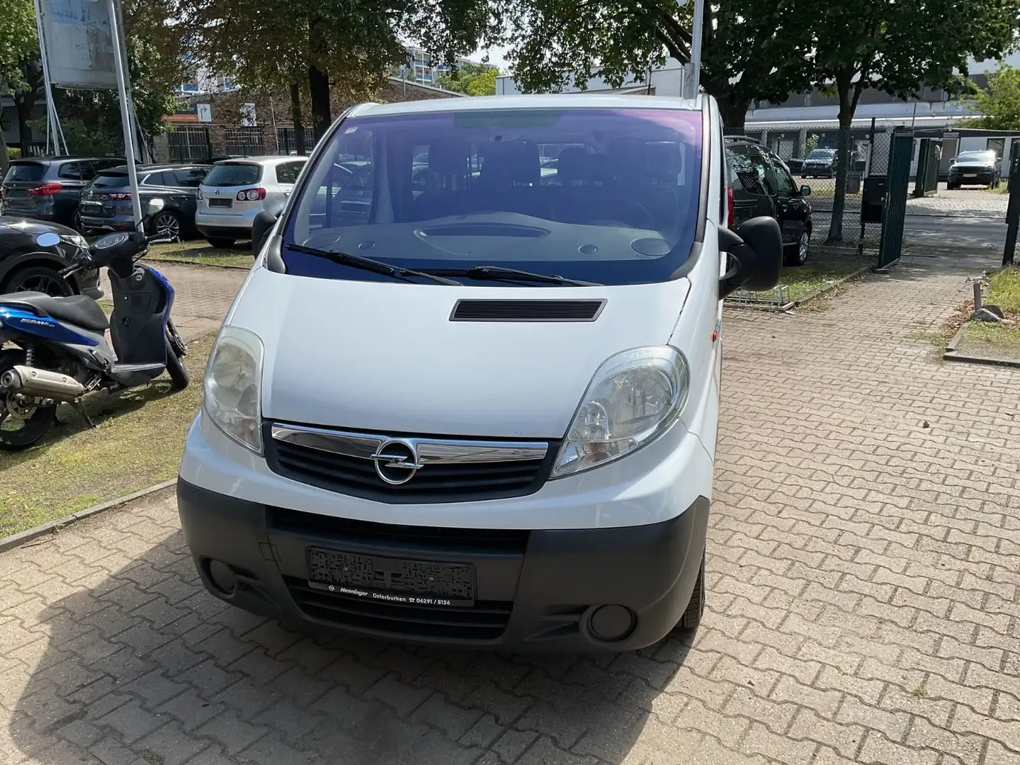 Opel Vivaro Blanco - 1