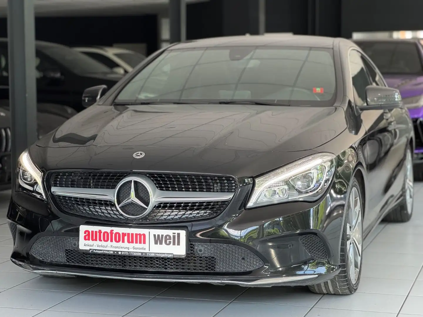 Mercedes-Benz CLA 180 *URBAN*COUPÉ*T-LEDER*NAVI*LED*SHZ*18Z* Schwarz - 1