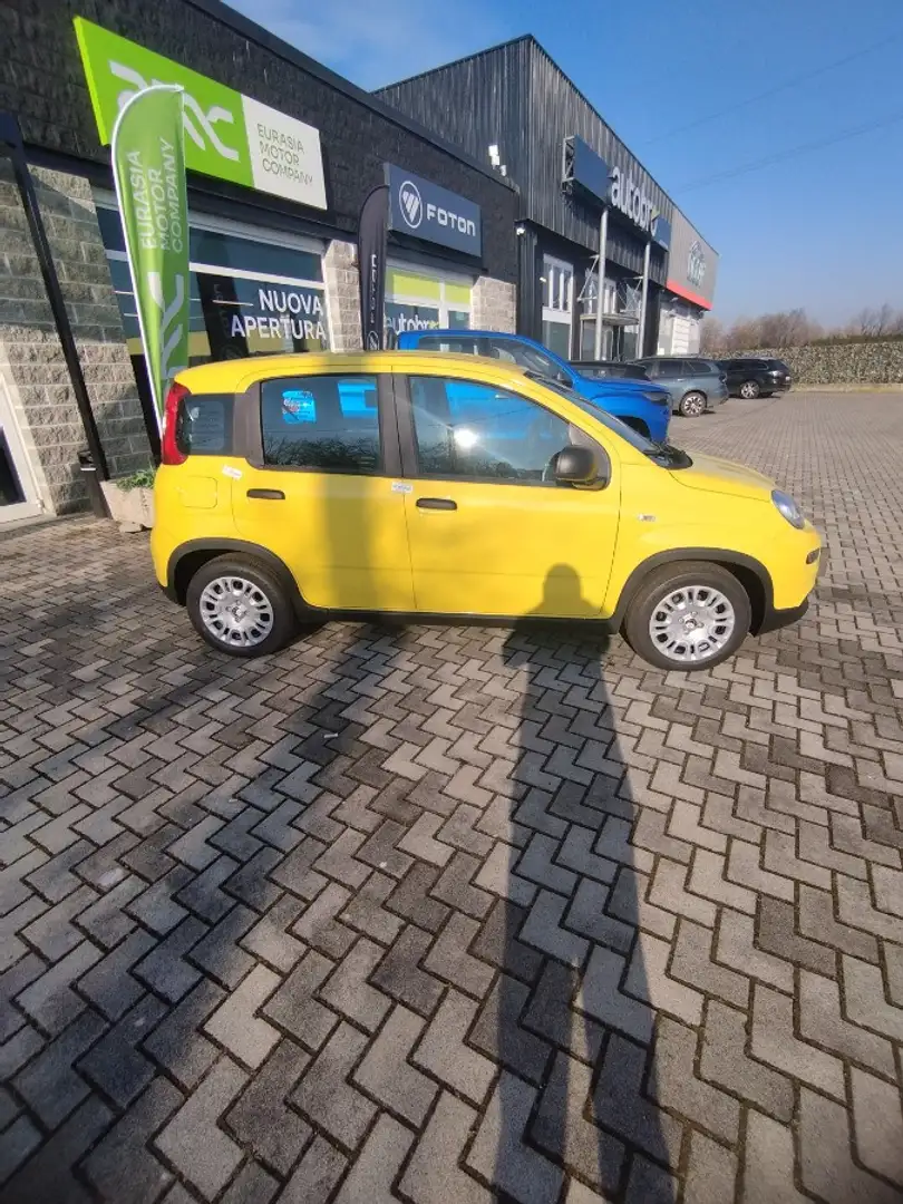 Fiat Panda 1.0 firefly hybrid s&s 70cv KM0 PRONTA CONSEGNA Gelb - 1