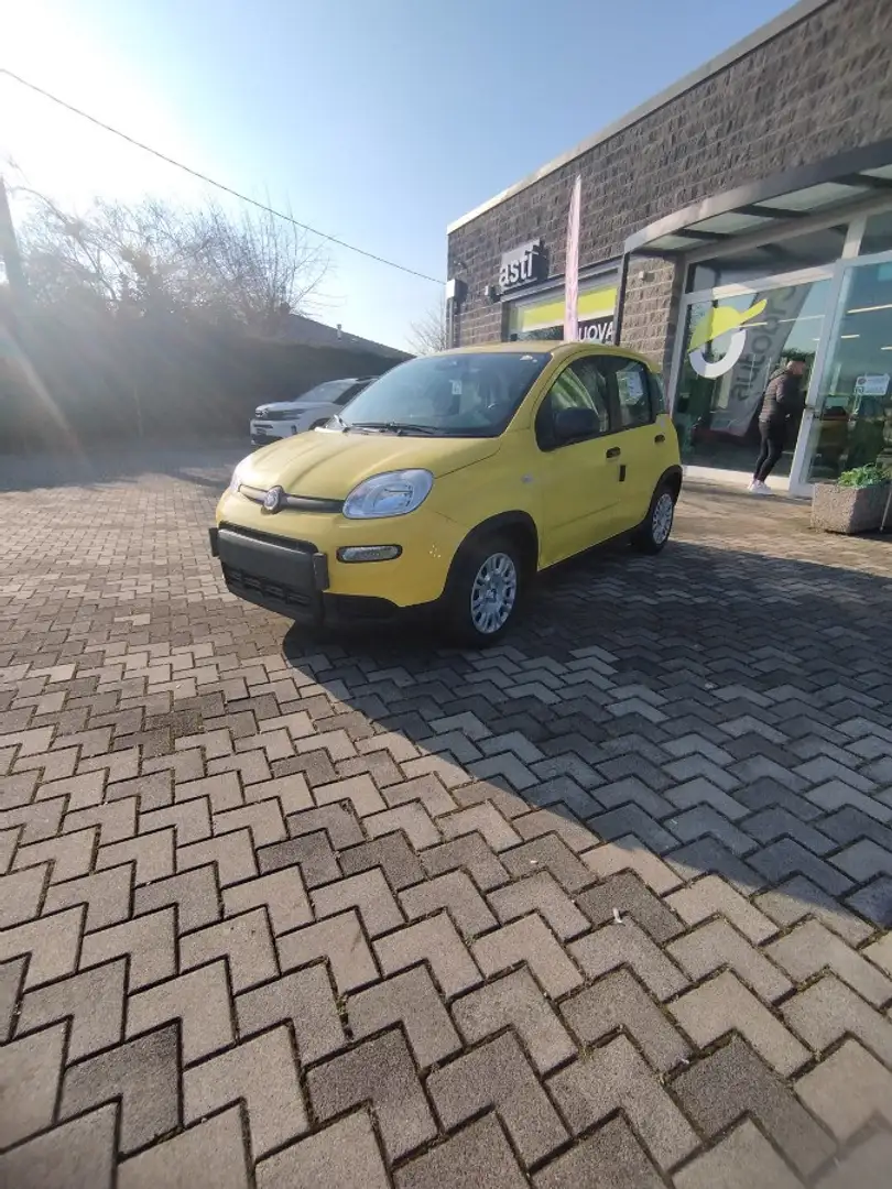 Fiat Panda 1.0 firefly hybrid s&s 70cv KM0 PRONTA CONSEGNA Gelb - 2