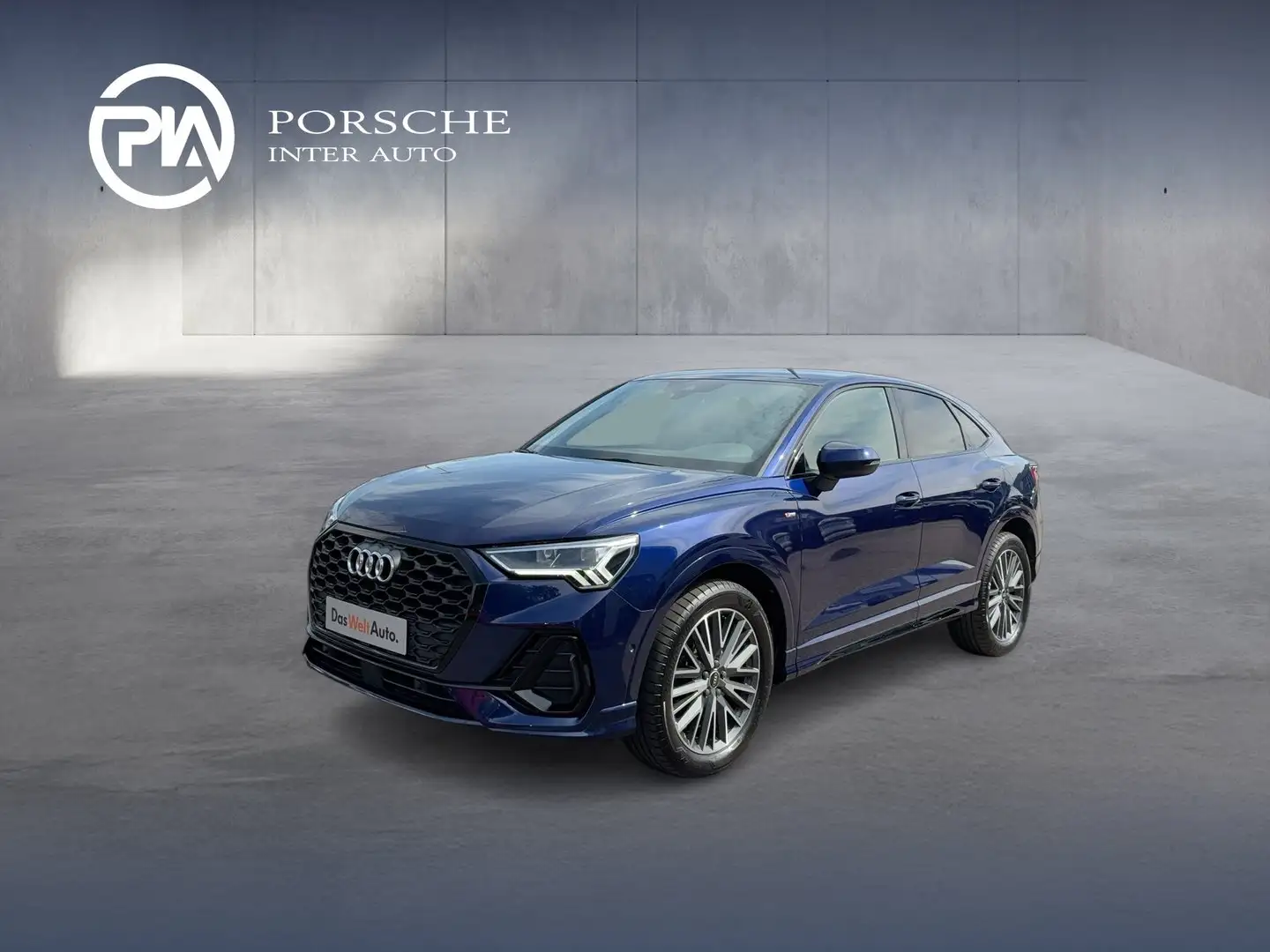 Audi Q3 35 TDI S line exterieur Blau - 1