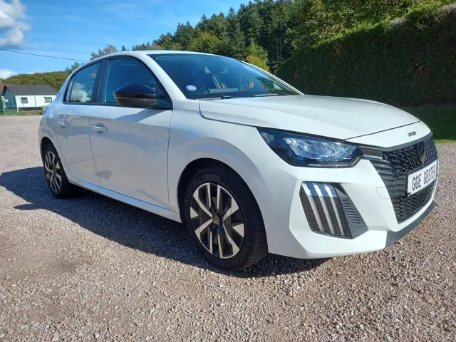 Peugeot 208 STE 1.2 ESSENCE 100 GPS 2 PLACES 10512 KMS