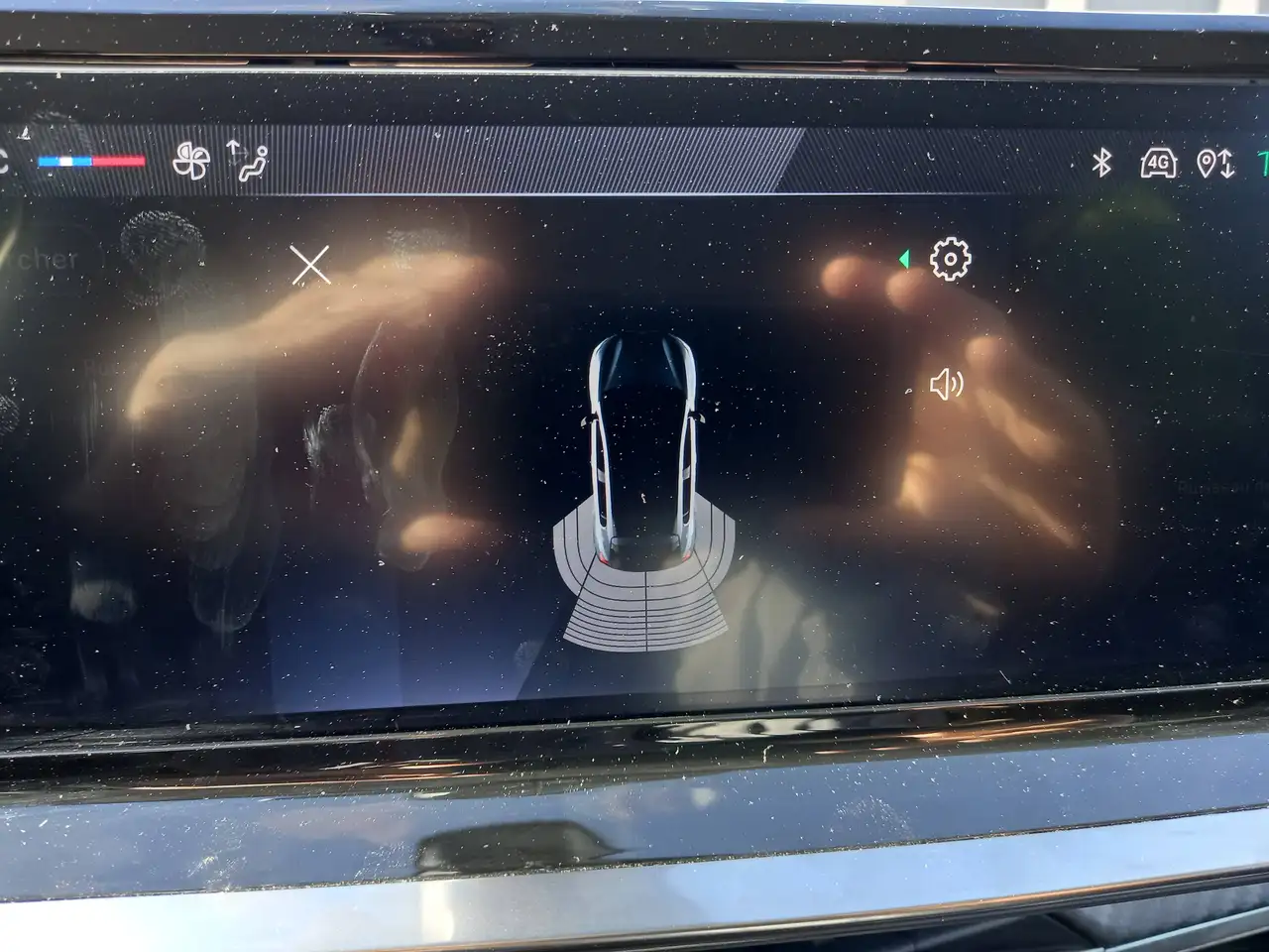 Peugeot 208 208 — photo 11