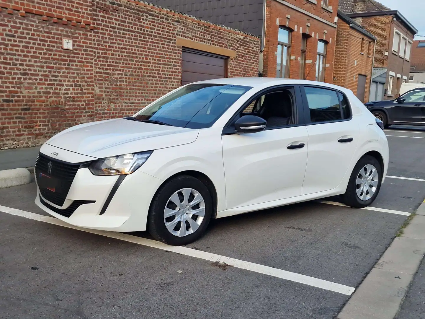 Peugeot 208 208 1.2i PureTech Active Pack Weiß - 1