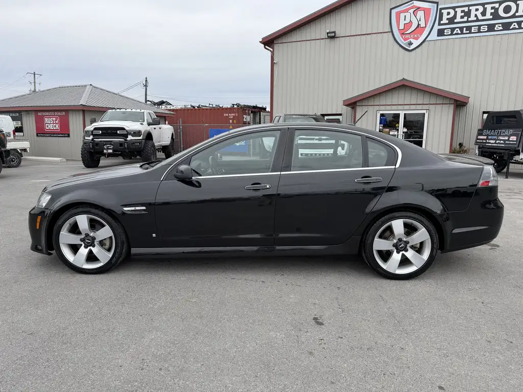 Pontiac G8 2009 photo 4