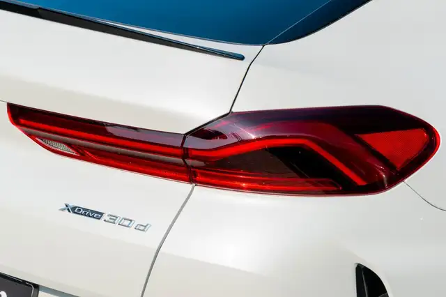 BMW X6 view 7