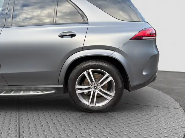 Mercedes-Benz GLE 350 GLE 350 d 4Matic AMG-Line Ansicht 20