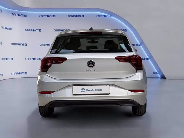 Volkswagen Polo view 5