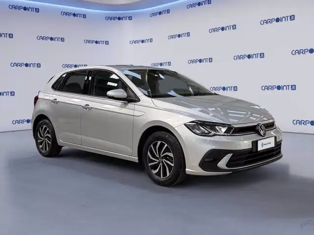 Volkswagen Polo view 8
