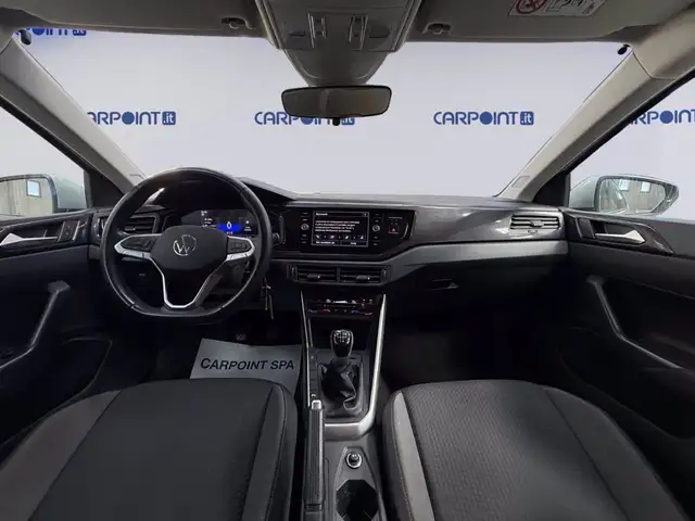 Volkswagen Polo view 11