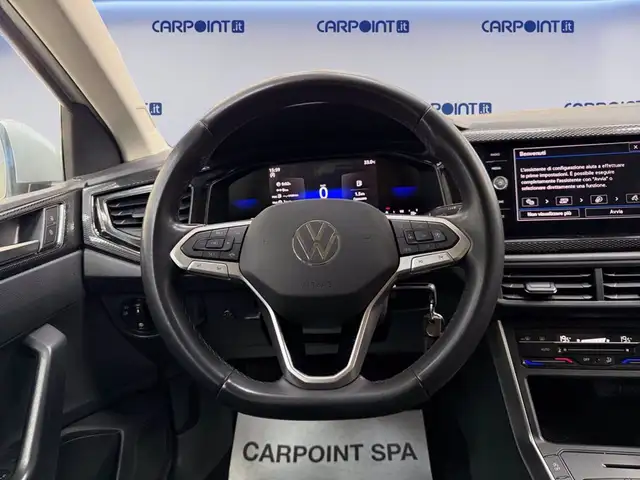 Volkswagen Polo view 13
