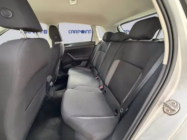 Volkswagen Polo view 14