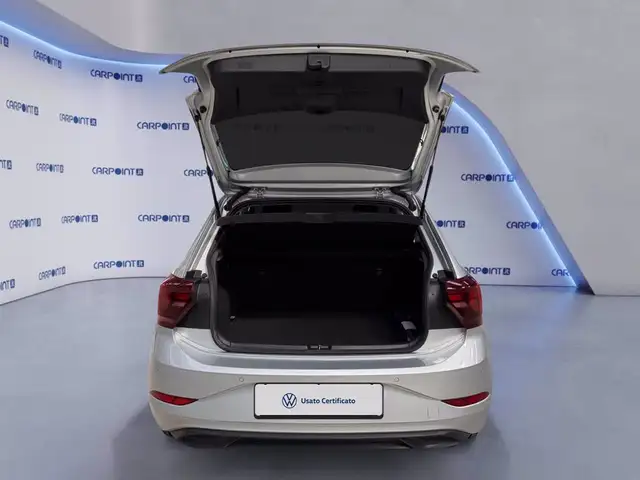 Volkswagen Polo view 18
