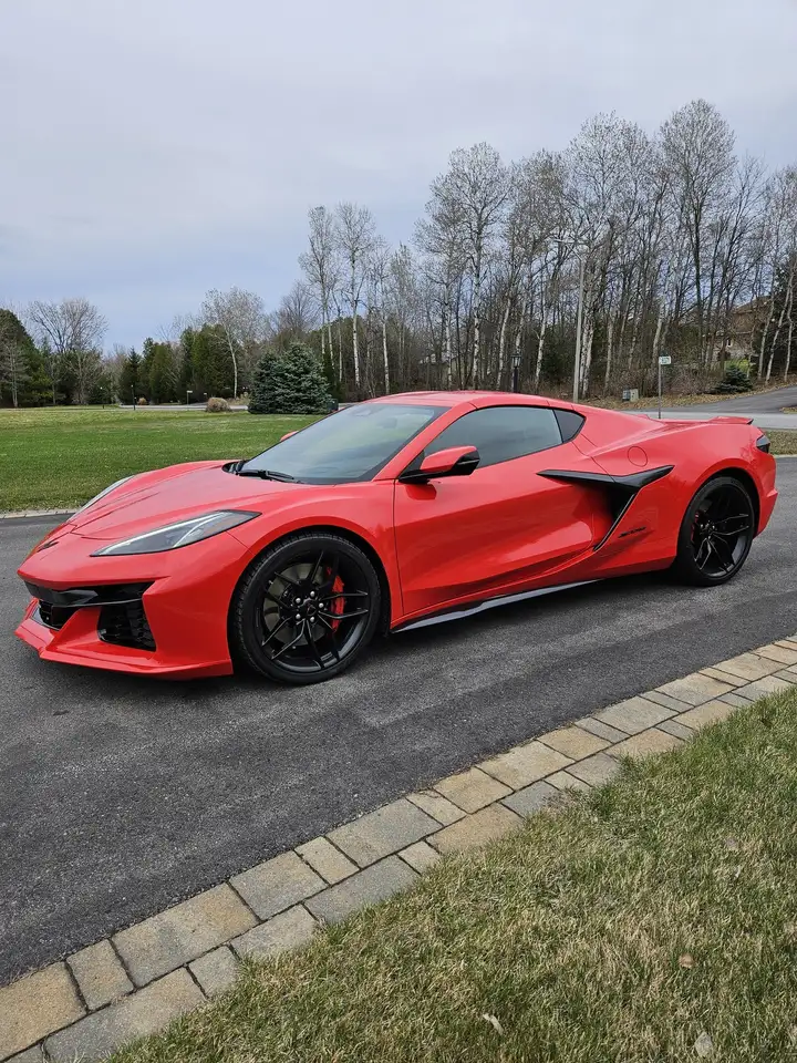 Chevrolet Corvette снимка Chevrolet Corvette