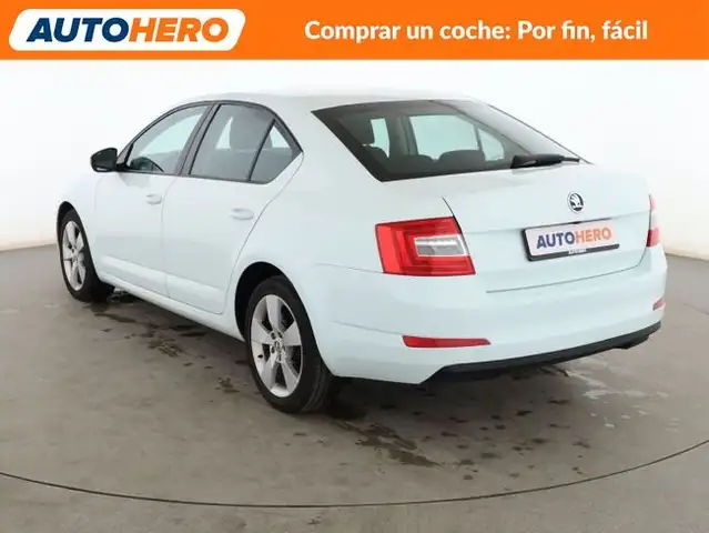 Skoda Octavia view 4