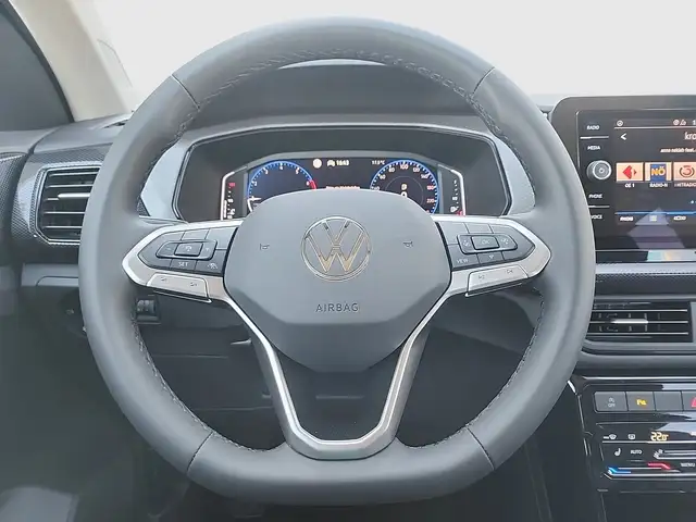 Volkswagen T-Cross view 10