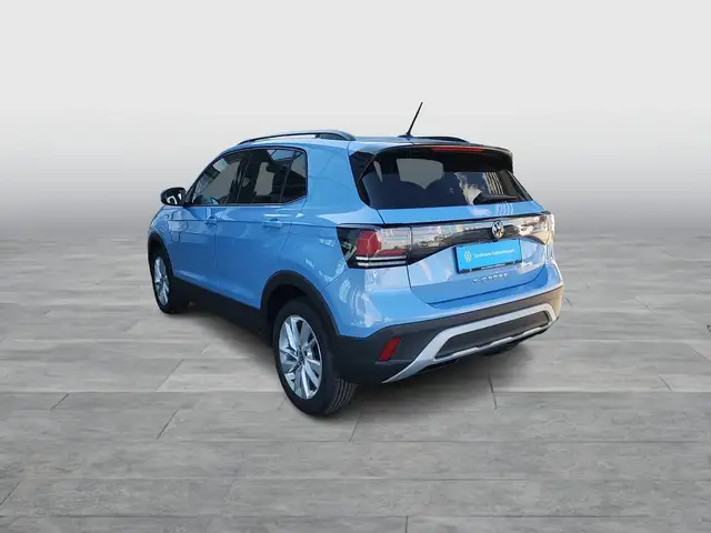 Volkswagen T-Cross view 4
