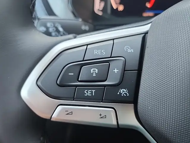 Volkswagen T-Cross view 13