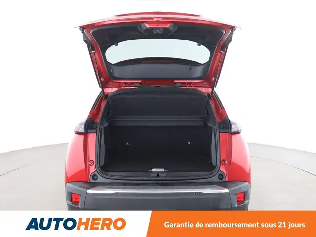 Peugeot 2008 view 16