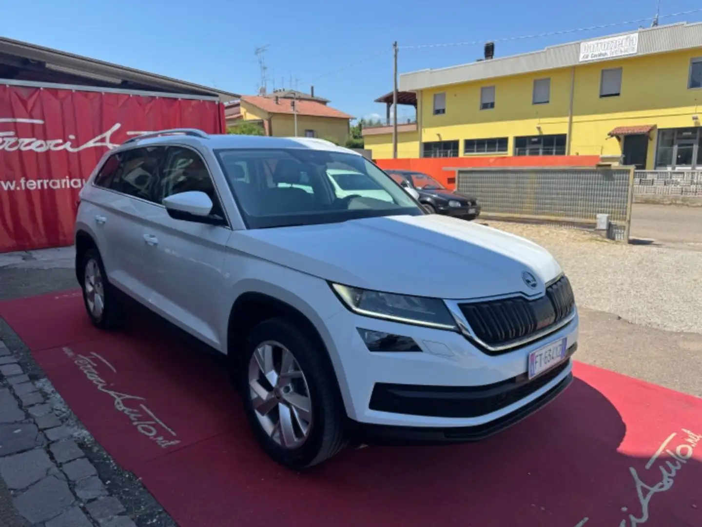 Skoda Kodiaq 2.0 TDI SCR 4x4 DSG Style 7 POSTI Bianco - 2