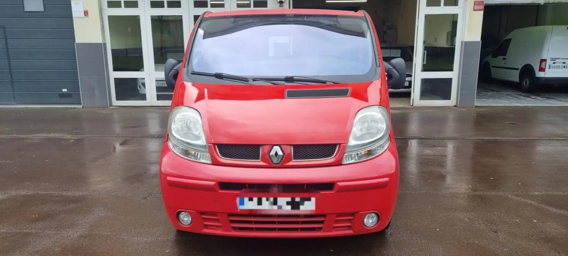 Renault Trafic Traf. 2.0dCi Generation Privilege 115 Rood - 1