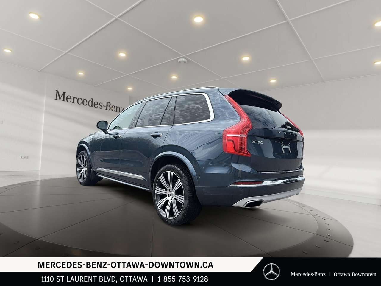 2020 Volvo XC90 T8 eAWD Inscription Plug-In Hybrid | 7-Passenger L alt 4