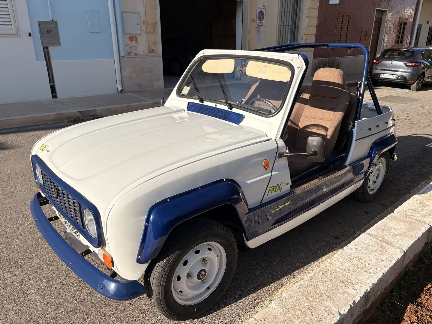 Renault R 4 R4 2p 950 Frog - 2