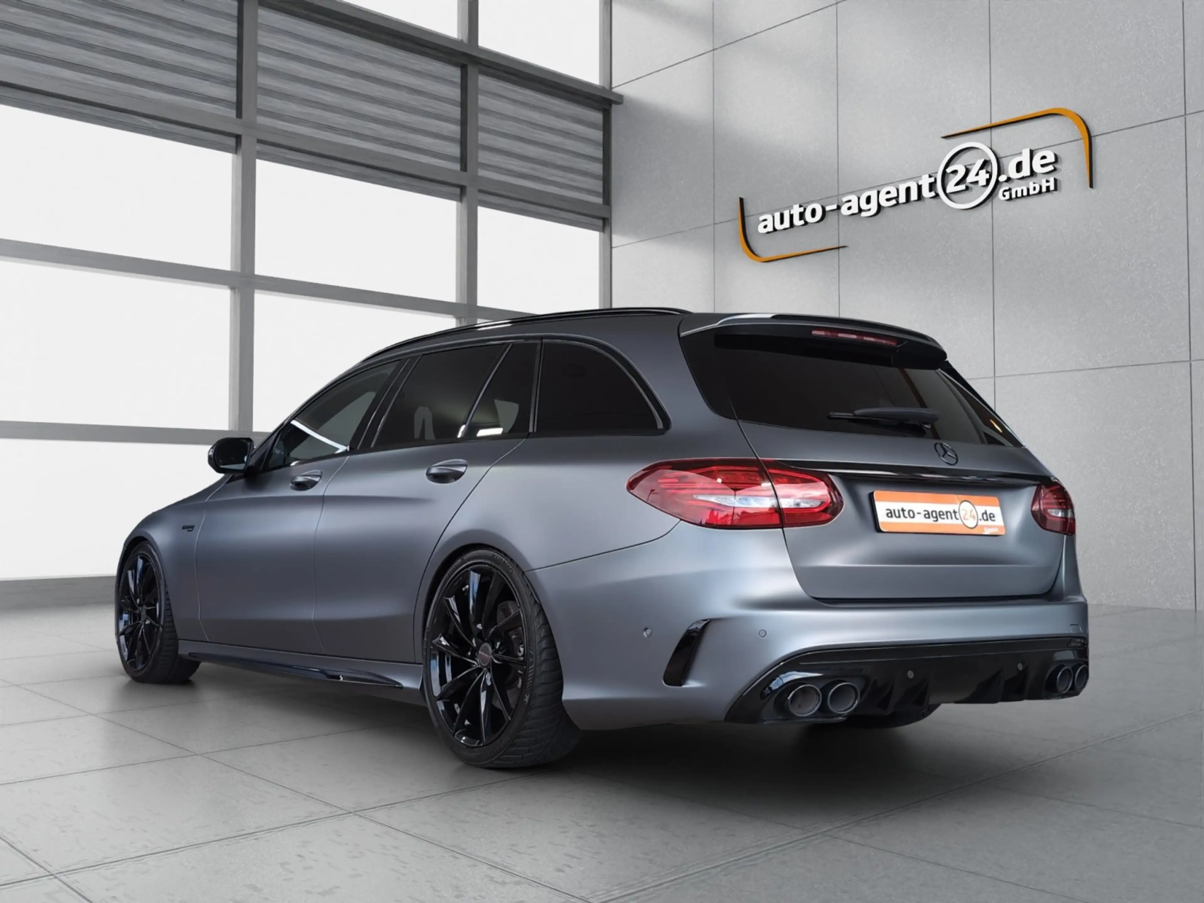 Mercedes-Benz C 43 AMG 4M/KlappenAGA/360°/StHzg/Burmester/Wide — photo 3