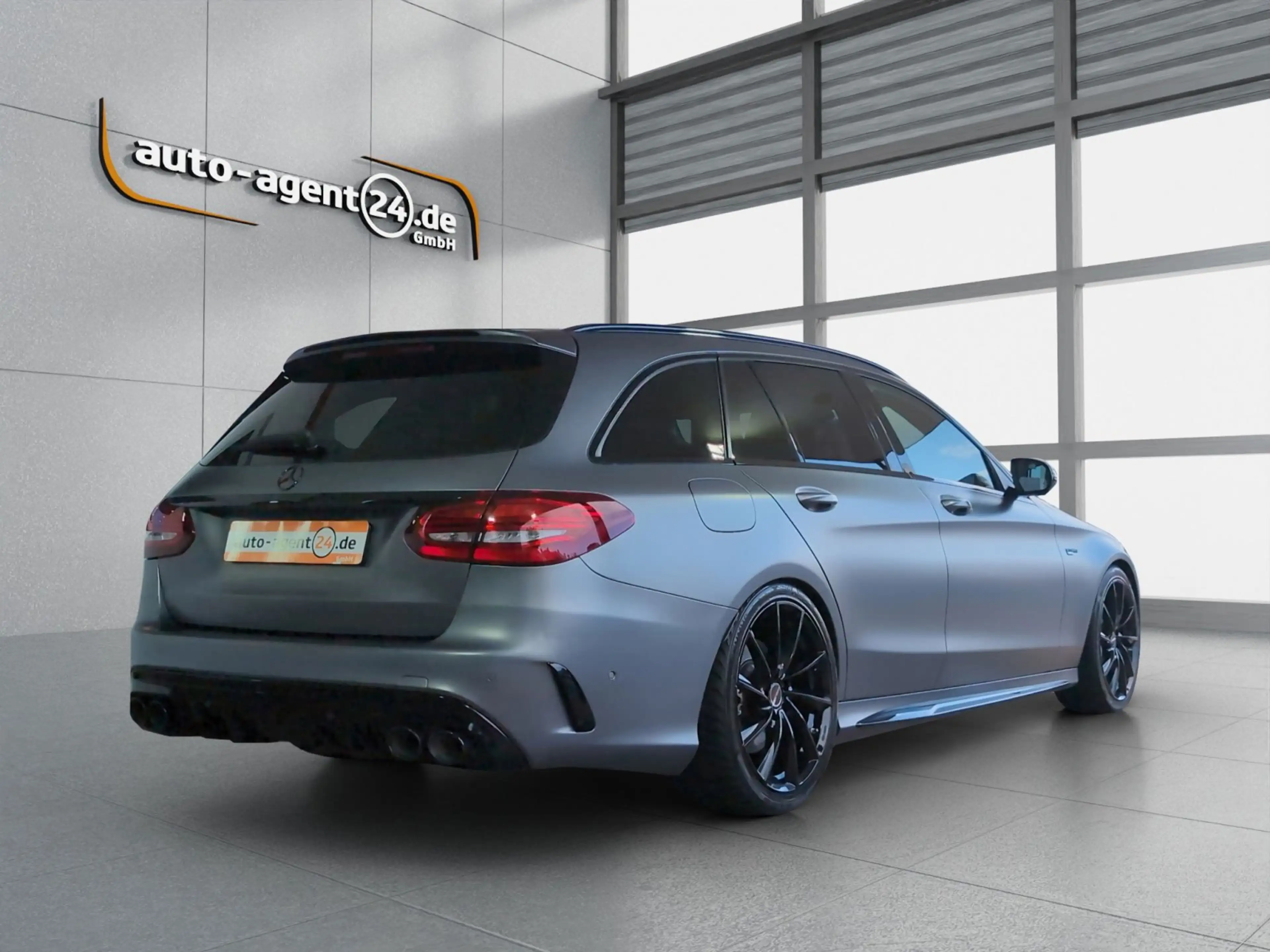 Mercedes-Benz C 43 AMG 4M/KlappenAGA/360°/StHzg/Burmester/Wide — photo 4
