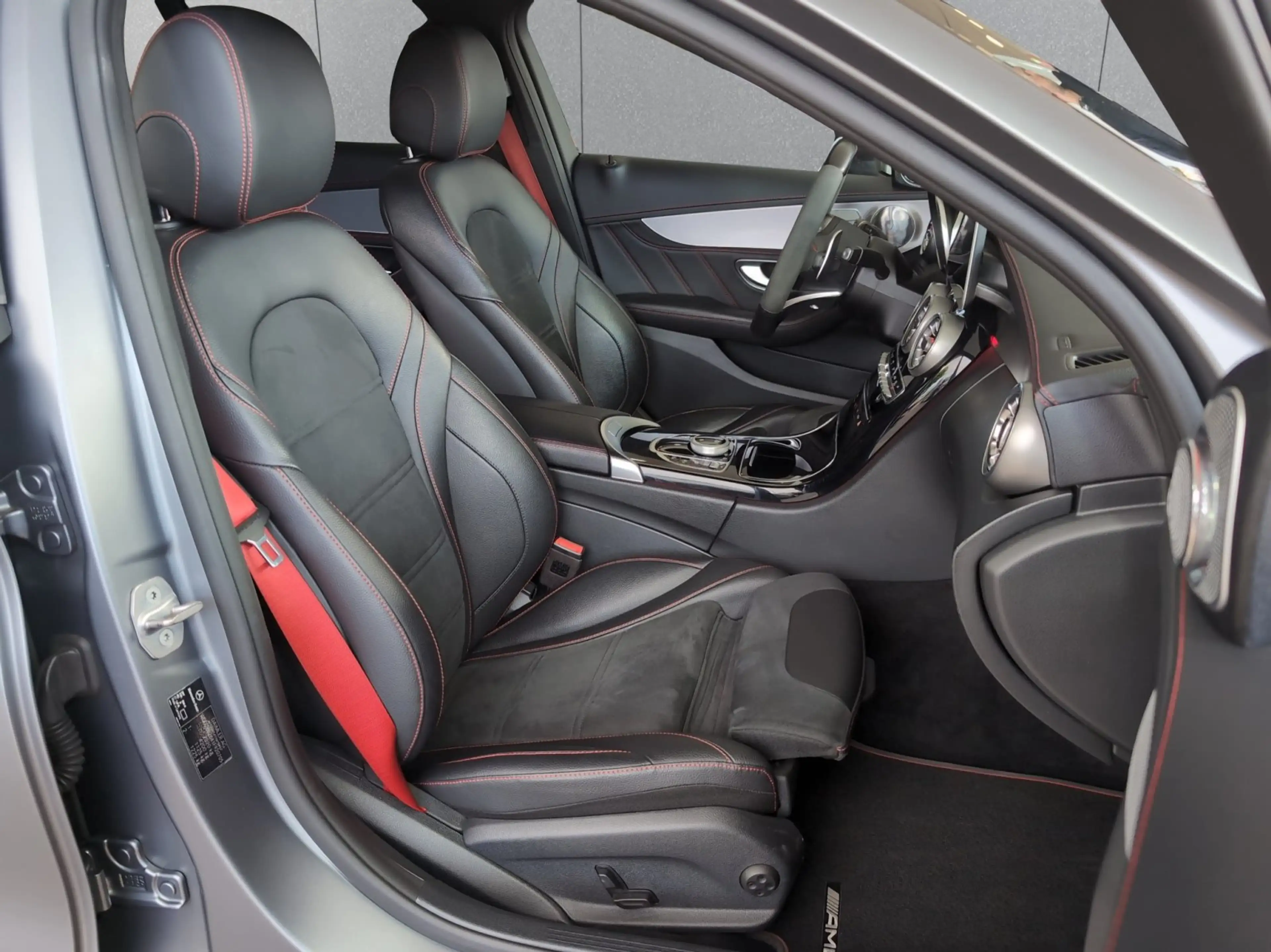 Mercedes-Benz C 43 AMG 4M/KlappenAGA/360°/StHzg/Burmester/Wide — photo 6