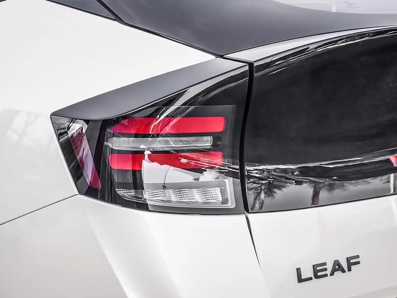 Nissan Leaf fotografie Nissan Leaf
