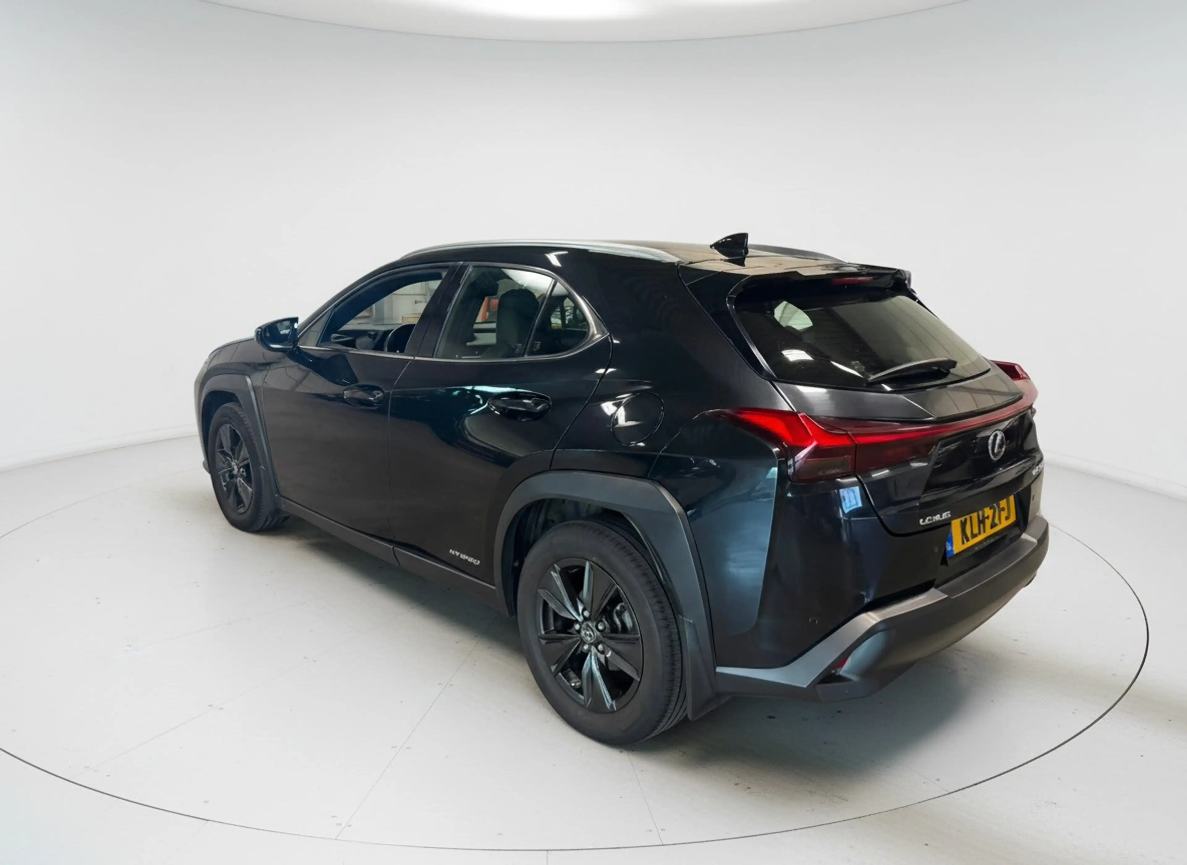 Lexus UX 250h Luxury Line | Stoelverwarming | Carplay | Adaptive — photo 4
