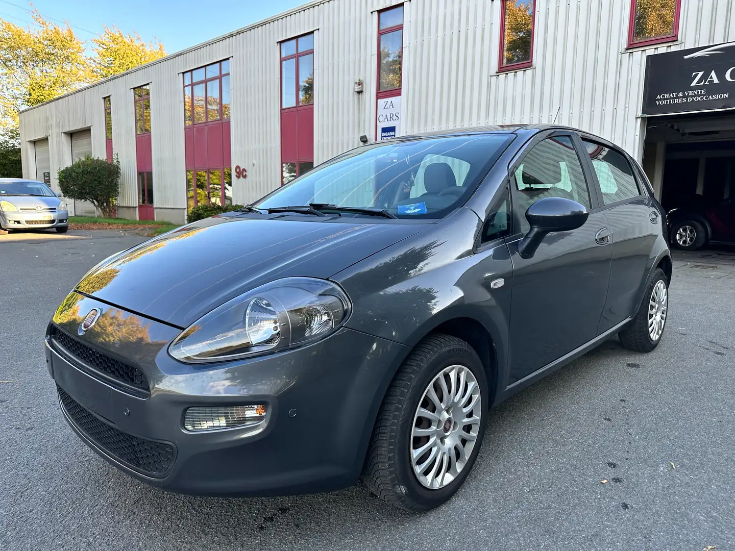 Fiat Punto Punto 1.4i Easy Stop Grijs - 1