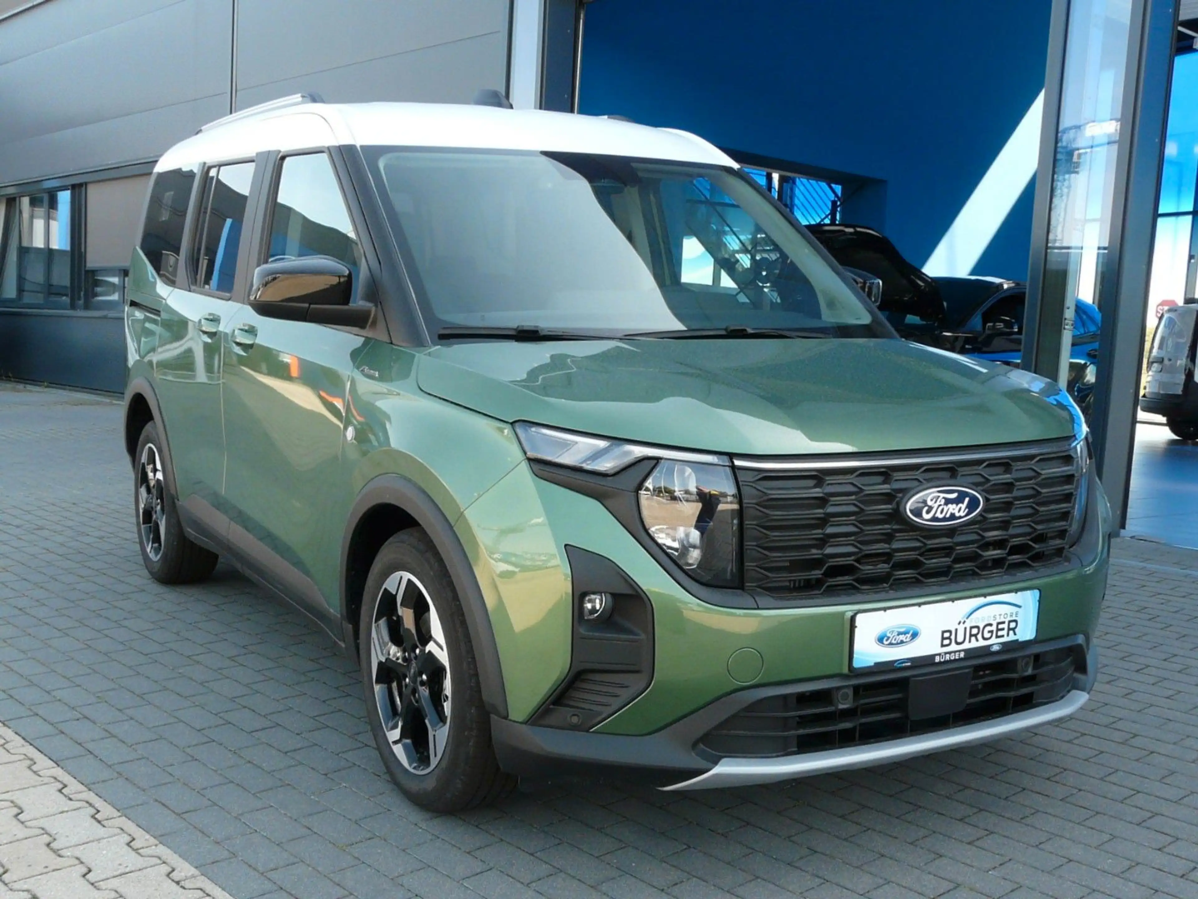 Ford Tourneo Courier Active *ACC*Navi*Kamera* — photo 7