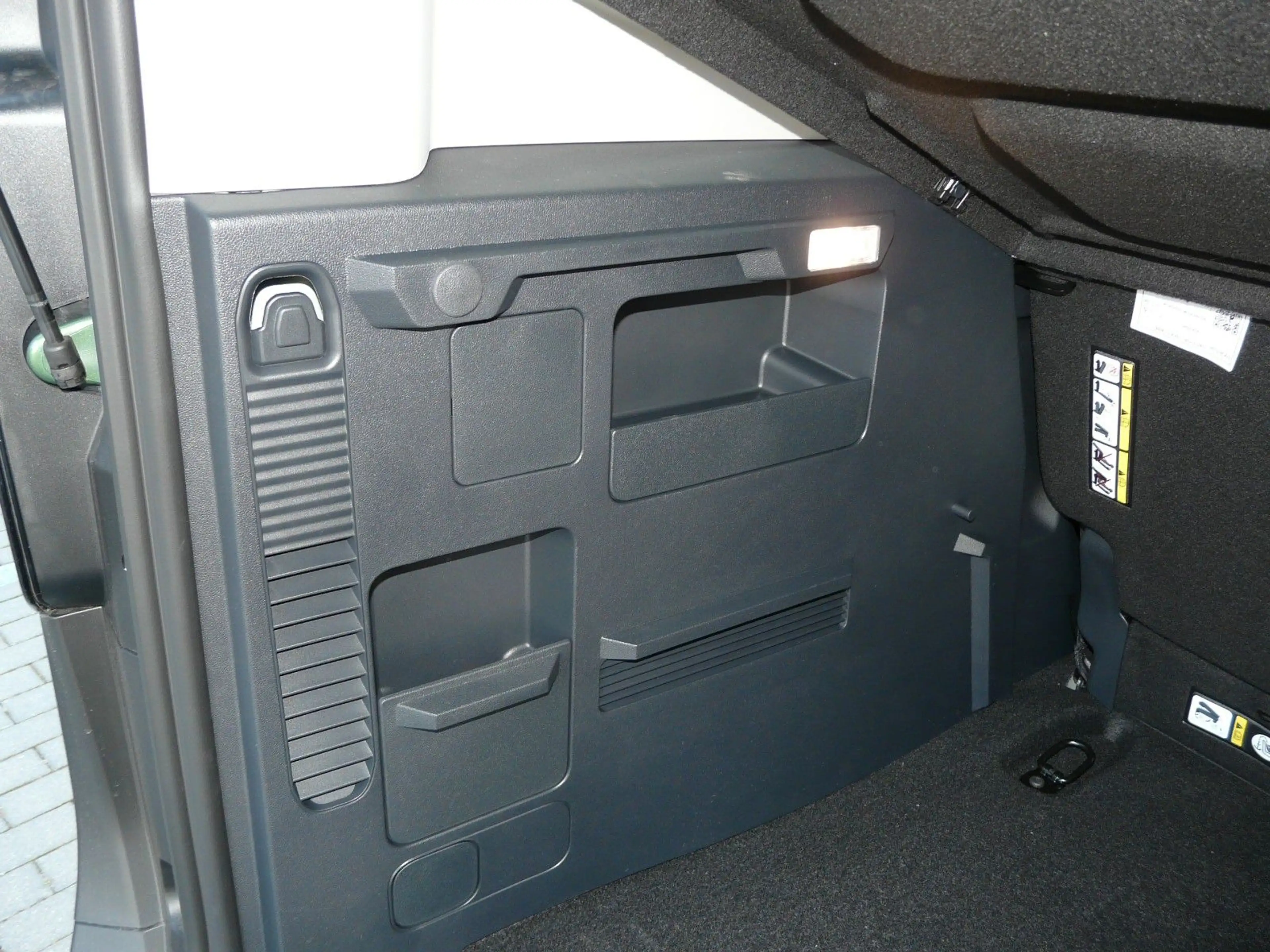 Ford Tourneo Courier Active *ACC*Navi*Kamera* — photo 15