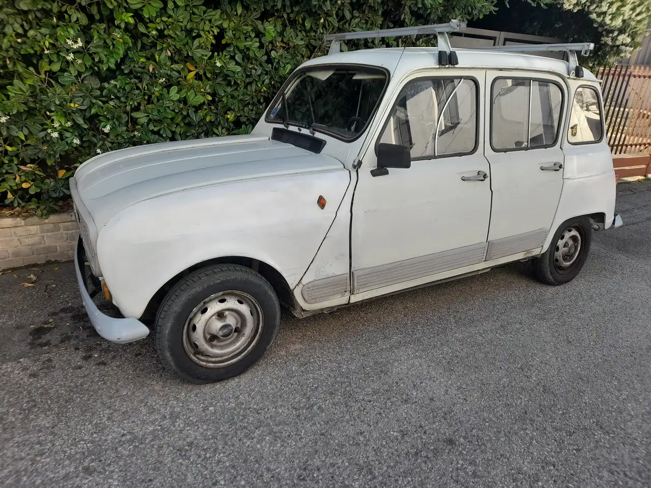 Renault R 4 R4 5p 956 TL, foto 3
