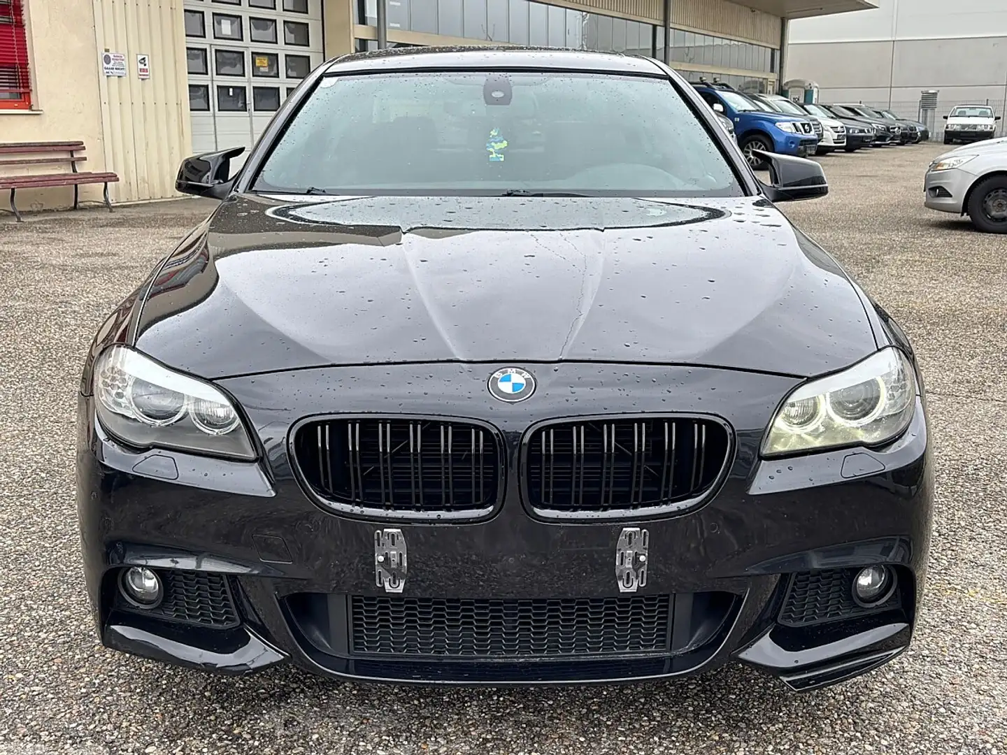 BMW 523 i Österreich-Paket Aut. *EXPORT* Schwarz - 2