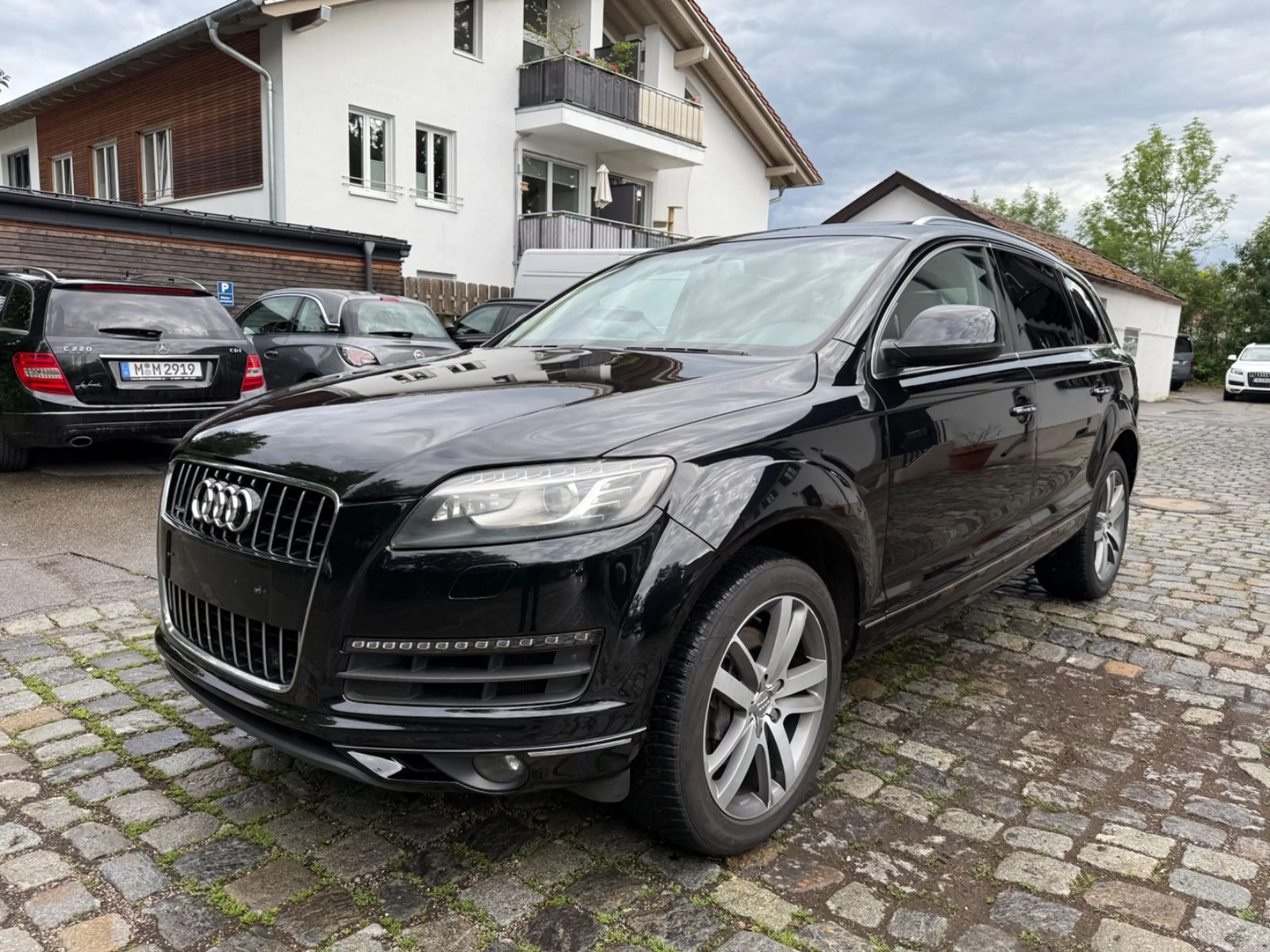 Audi Q7 3.0TFI*quattro*PANO*7-Sitzer*Wenig-km*