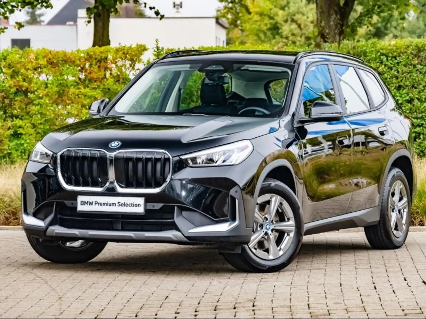 BMW X1 25e Schwarz - 1