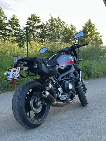 Yamaha XSR 900 - foto 2
