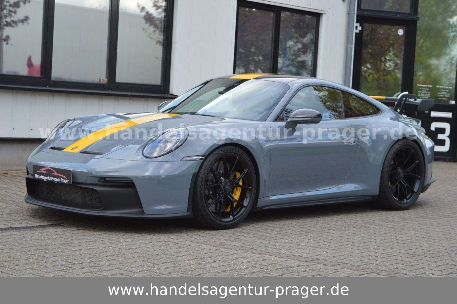Second hand Porsche 911 