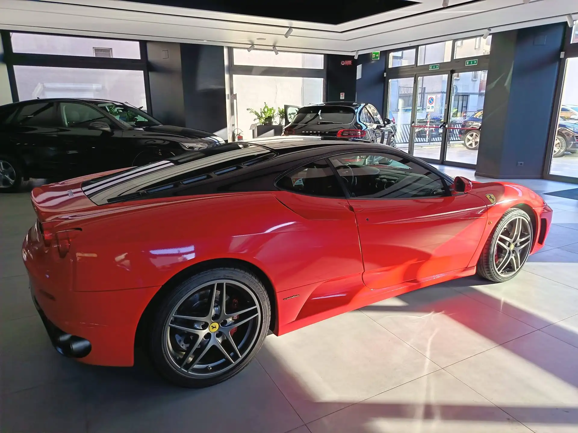 페라리 F430 430 2005 빨강 사진 3