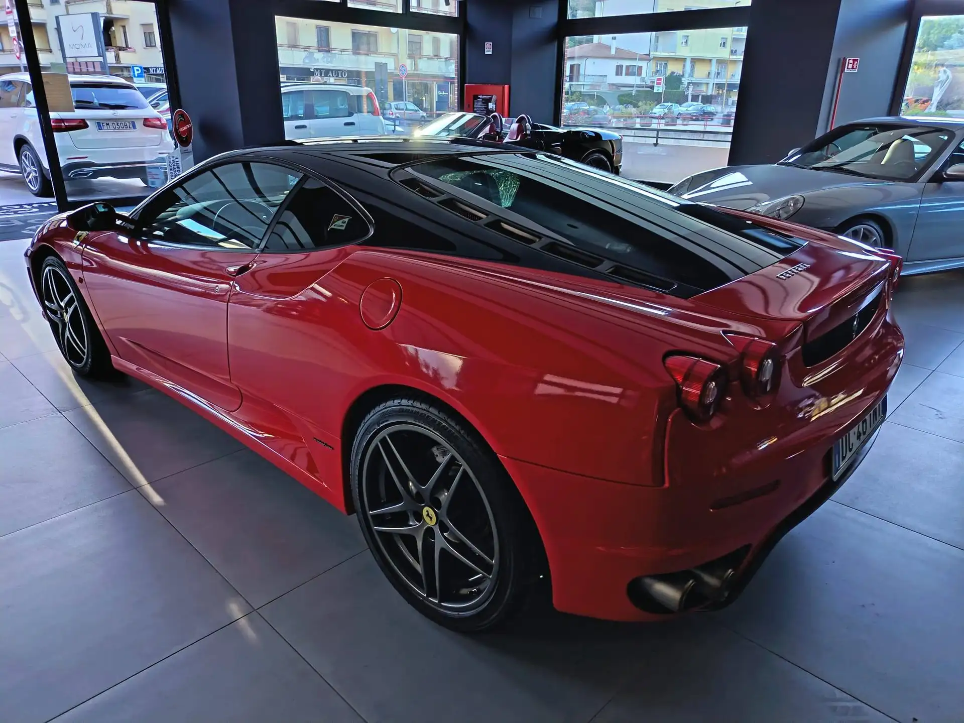 페라리 F430 430 2005 빨강 사진 2