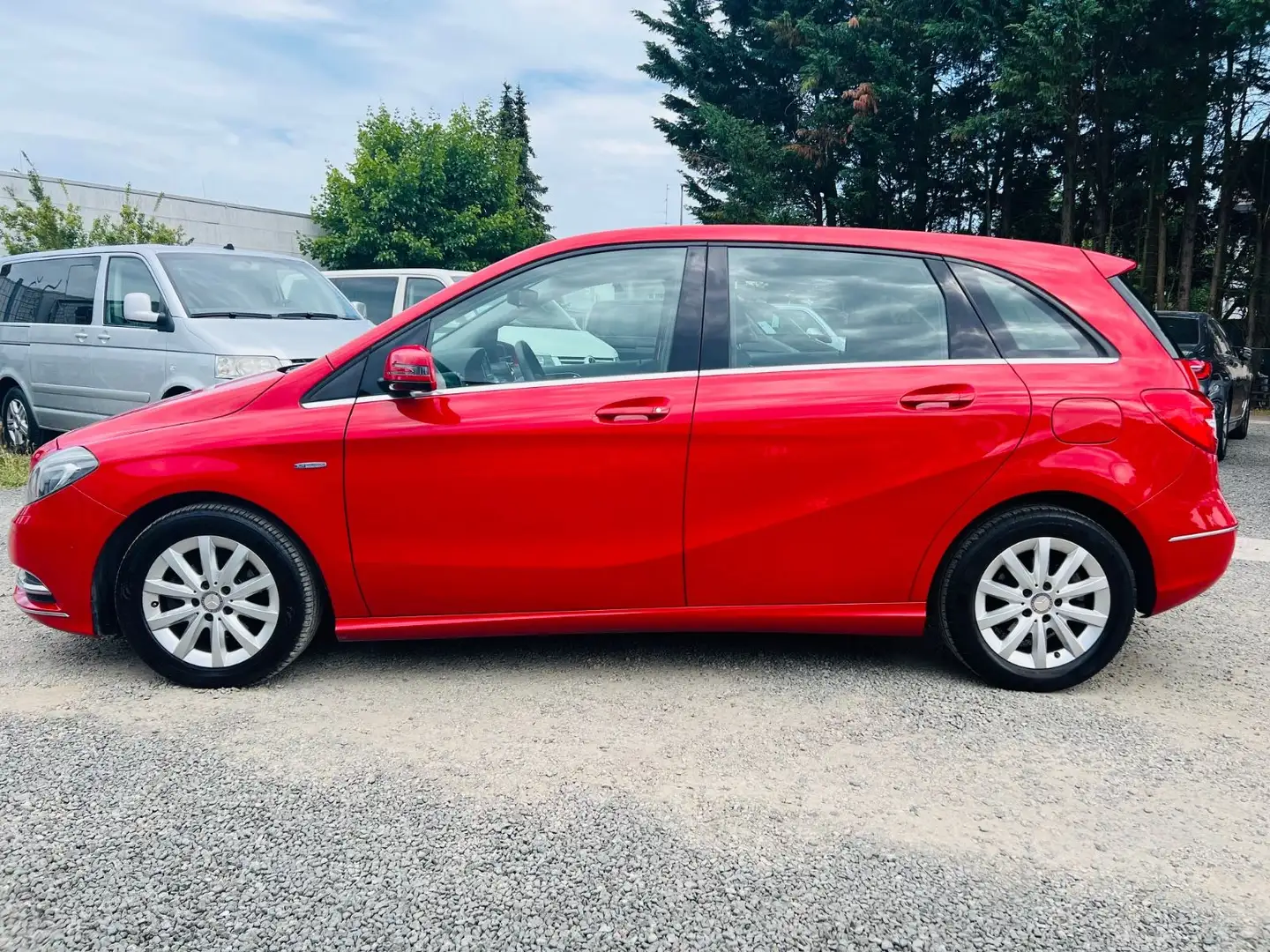 Mercedes-Benz B 180 CDI Automatik/Bi-Xenon/SHZ/PDC/Scheckheft Rot - 2