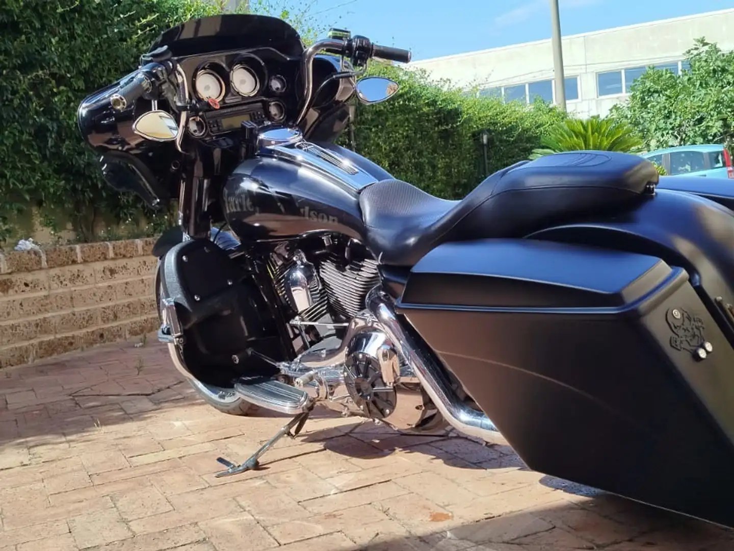 Harley-Davidson Street Glide Bagger Nero - 1