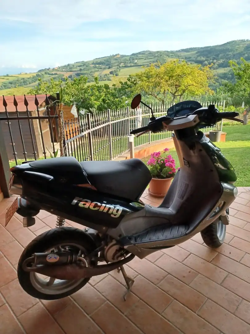 Aprilia SR 50 Racing Zwart - 1