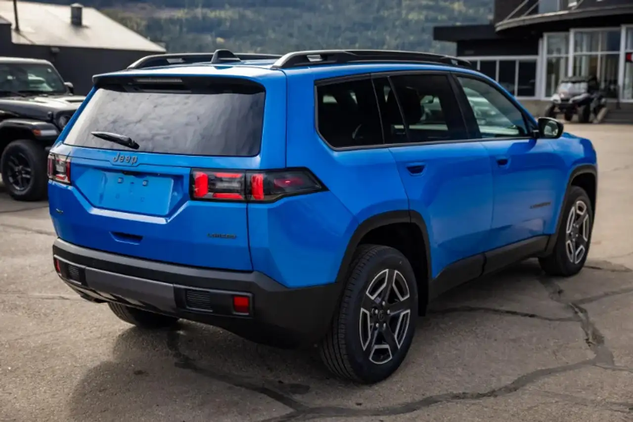 Jeep Cherokee снимка Jeep Cherokee