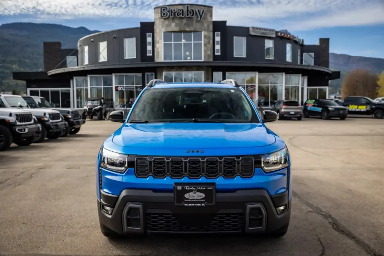 Jeep Cherokee снимка Jeep Cherokee